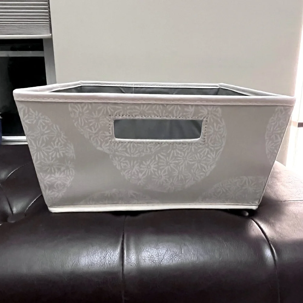 Target Threshold Cream Floral Fabric Storage Bin Basket with Handles Home Decor